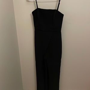 Wide leg jumpsuit can be worn with straps or strapless